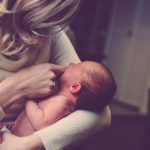 【育児ブログ】新生児に授乳する時間はどのくらい?母乳あげすぎは肥満になる?